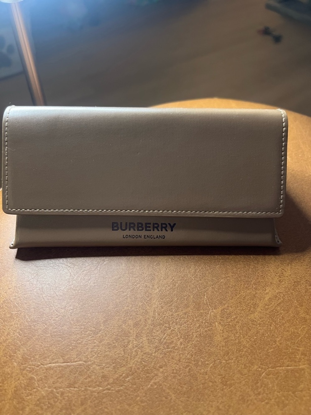 Burberry Eyeglasses Case Tan Foldover Soft Case Pristine Condition - Picture 2 of 9